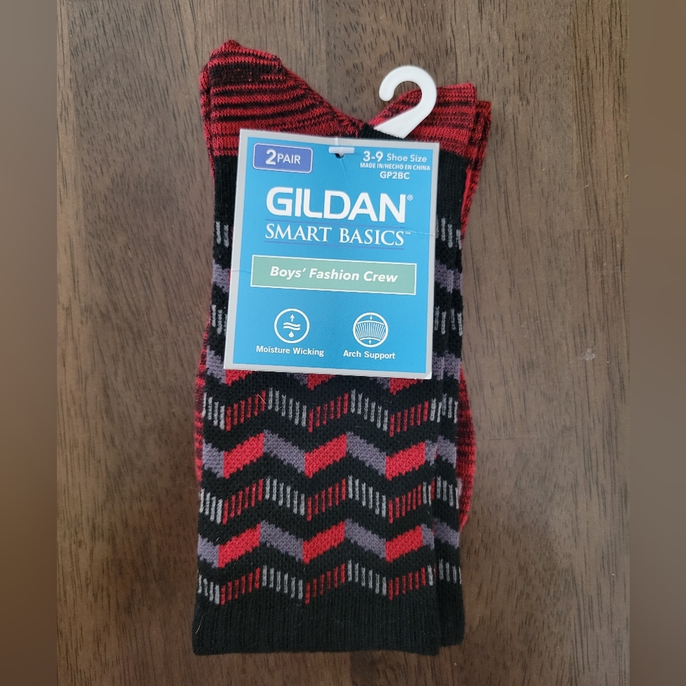 Gildan Boys Cew Socks 2 pairs Size 3-9